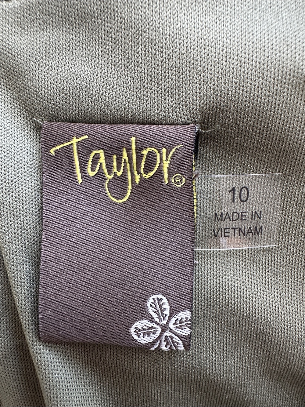 NWT Taylor Green Toile V-Neck Tiered Maxi Dress Size 10 - Picture 14 of 16